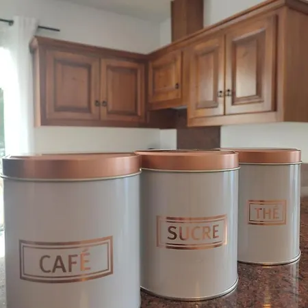 Apartamento Jolie Location Chez Philippe & Karine Linguizzetta